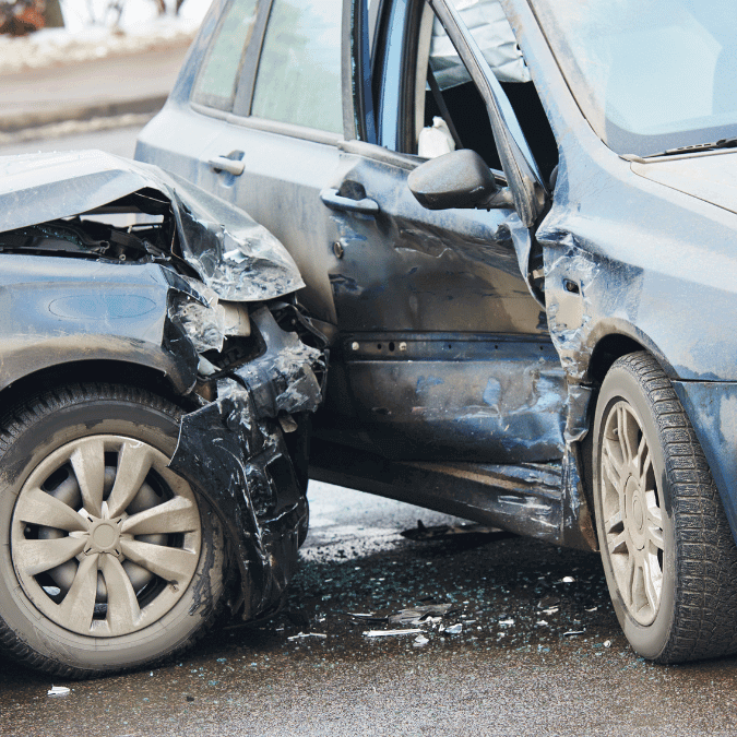 Accidentes impulsan a elevar costos seguro de auto 675x675 Accidentes impulsan a elevar costos seguro de auto 675x675