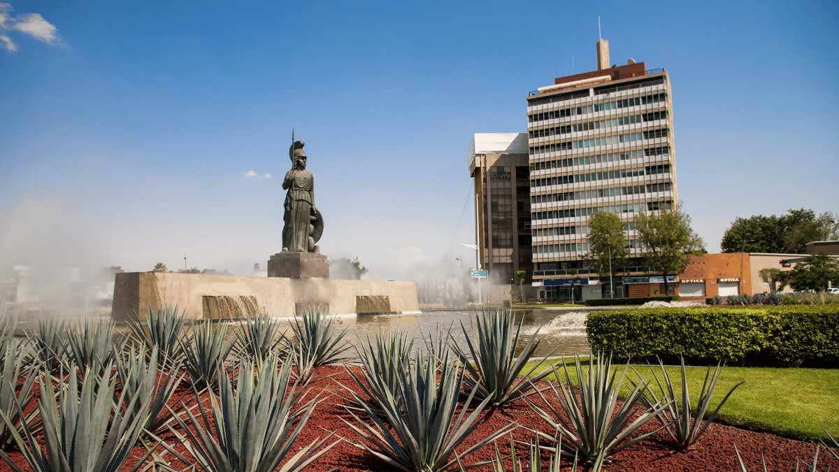 ¿Cómo hacer el alta y baja de placas en Jalisco 2025?