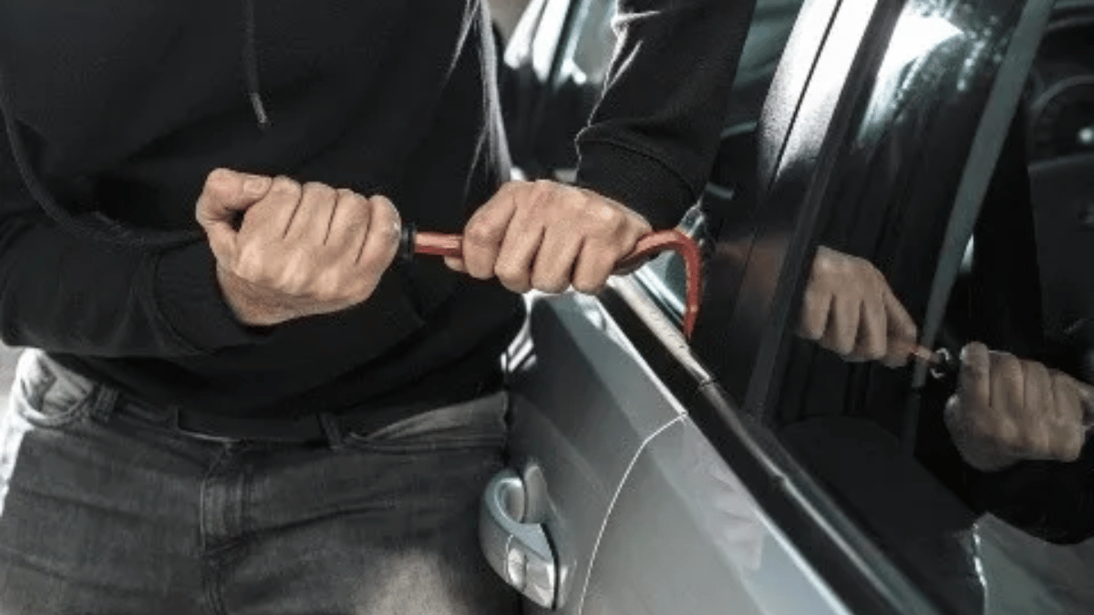 Como hacer el reporte del robo del auto