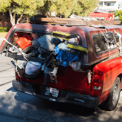 Consecuencias graves de sobrecargar el auto