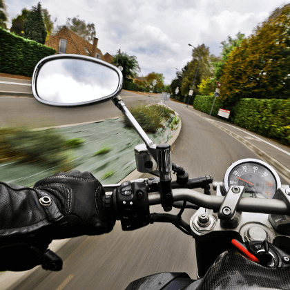 Curso para conducir moto es obligatorio