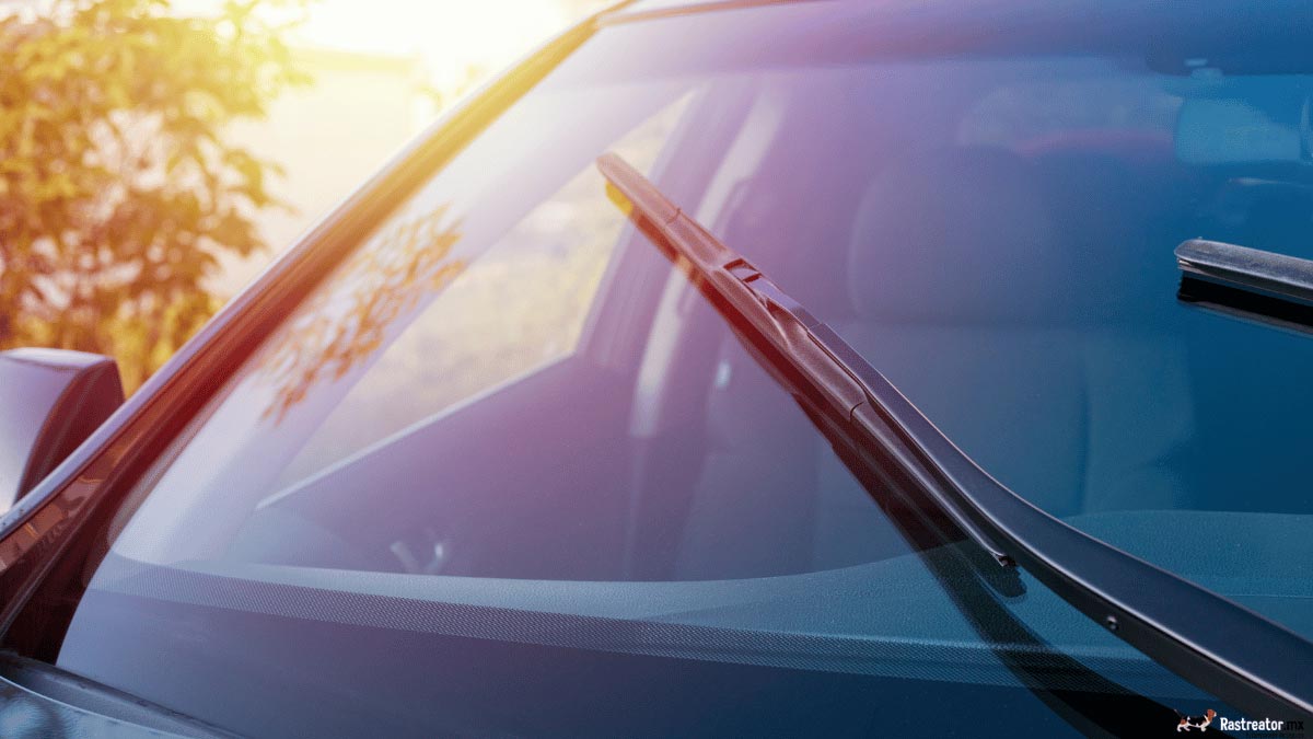 ¿Los líquidos limpiaparabrisas dañan el auto?