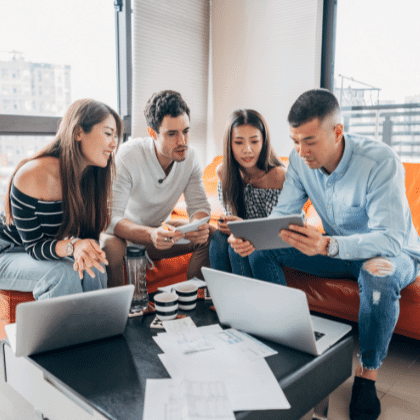 Millennials y centennials mexicanos contratan mas seguros Millennials y centennials mexicanos contratan mas seguros
