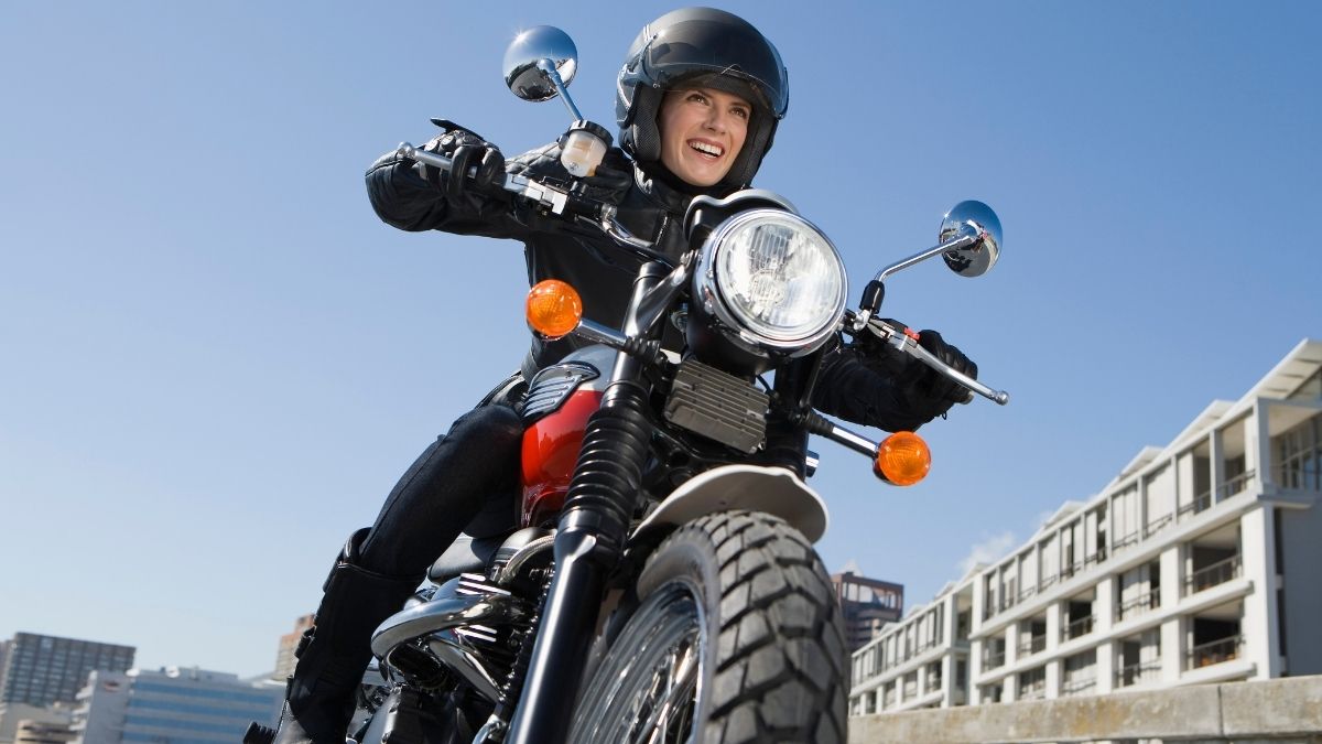 Motociclistas manejan sin seguro moto 1 Motociclistas manejan sin seguro moto 1