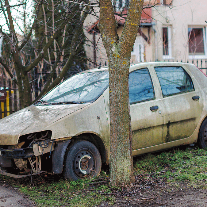Multa por auto abandonado 675x675