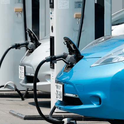 Nissan busca nueva bateria para autos electricos Nissan busca nueva bateria para autos electricos