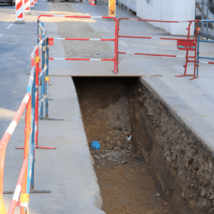 Obra publica detenida afecta a seguros y fianzas