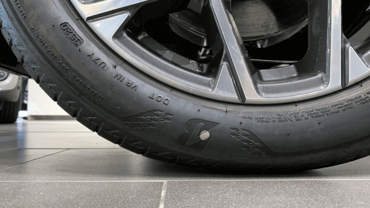 Peligros de inflar demasiado las llantas del auto Peligros de inflar demasiado las llantas del auto