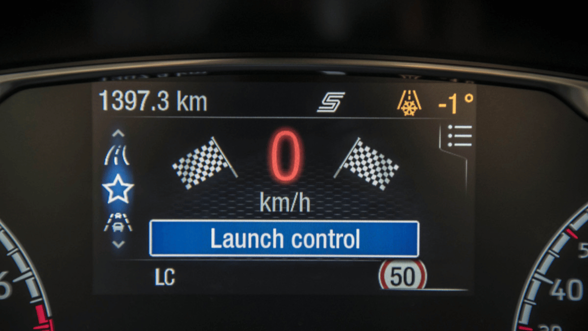 Que es el sistema launch control del auto
