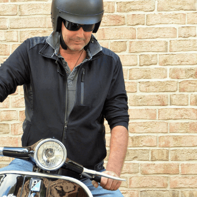 Seguro_de_moto_cubre_accesorios
