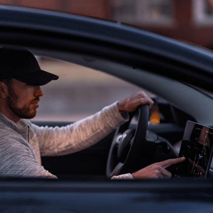 Socios uber podran rentar autos tesla