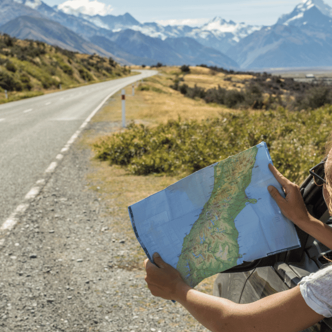 Tips_para_viajar_en_auto_en_carretera 675x675