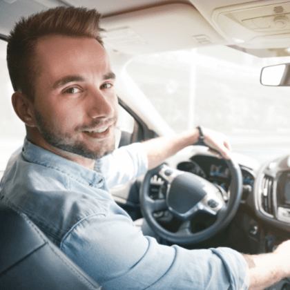Uber fortalece seguro para socios